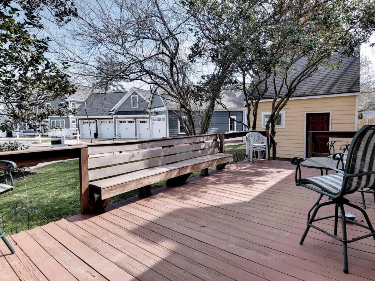 Aldrich House Bed & Breakfast Вильямсбург Экстерьер фото