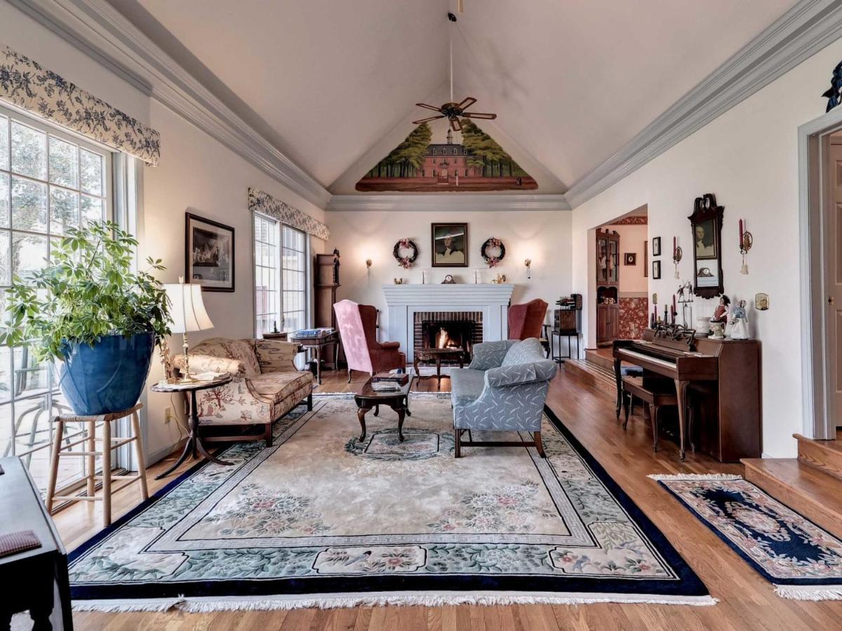 Aldrich House Bed & Breakfast Вильямсбург Экстерьер фото